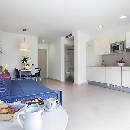 Porta Coeli Aparthotel 3*