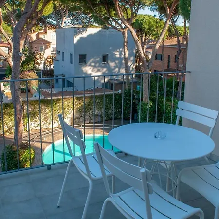 Aparthotel Porta Coeli 3*