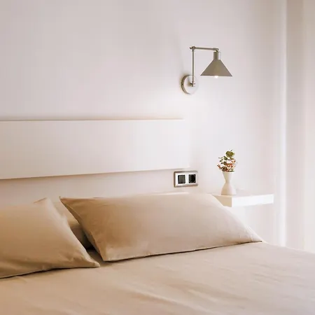 Aparthotel Porta Coeli Castelldefels