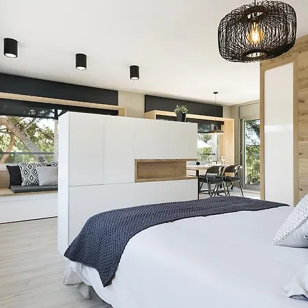 Porta Coeli Apartahotel Castelldefels