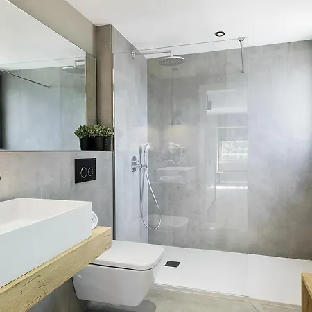Porta Coeli Apartahotel