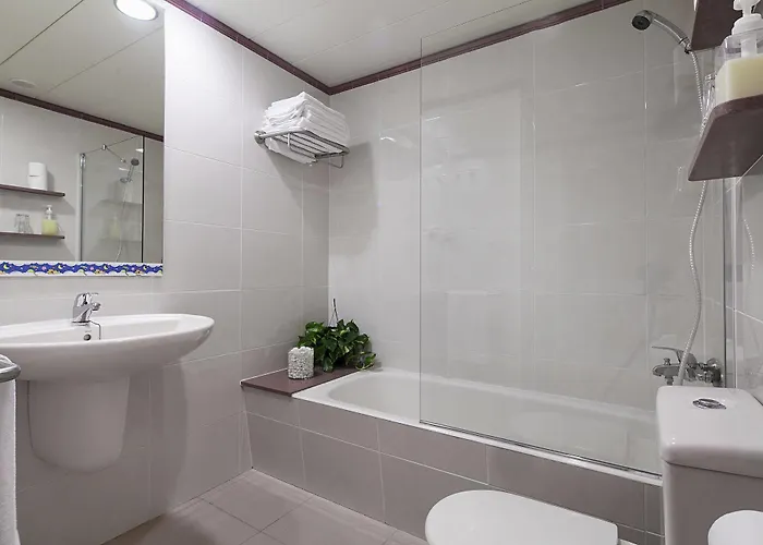 Porta Coeli Lägenhetshotell 4*